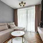 Amber Elegance W Apartamentach Bursztynowych ステグナ