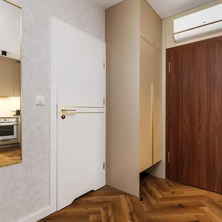 Amber Elegance W Apartamentach Bursztynowych *